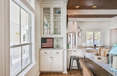 Pirates Beach House | "MerSea" Pirates Beach House in Galveston