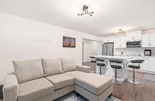 Guildford House | Merv's Luxurious Suites