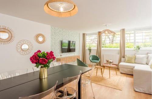 Quartier Saint-Ambroise Apartment | Merveil - Family Suite - Marais - Pelee