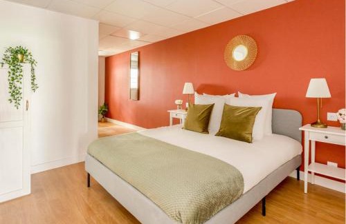 Quartier Saint-Ambroise Apartment | Merveil - Family Suite - Marais - Pelee