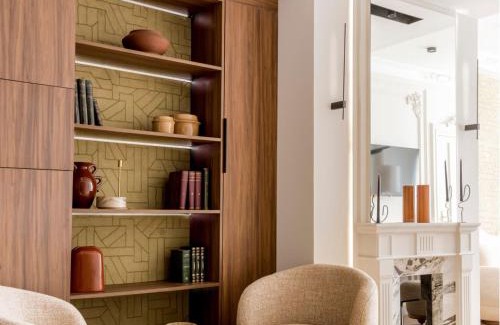 7th Arrondissement Apartment | Merveil - Signature Suite -Tour Eiffel-Grenelle II