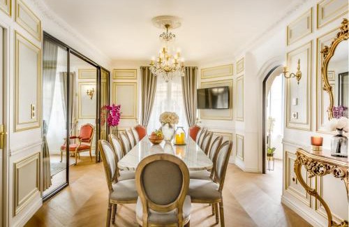 1st Arrondissement Apartment | Merveil Signature Suite - Valois - Louvre view