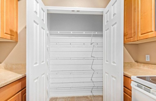Parkwood Ranch Condo | Mesa 3 Bedroom Condo with Balcony and Pool Access