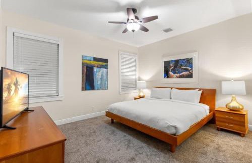 Historic Seaport Apartment | Mesa House, Uno-Perfect Location
