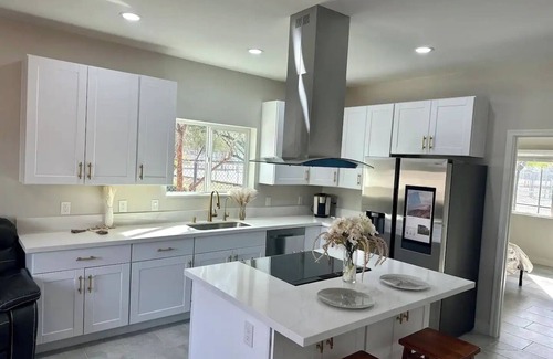 Dobson Ranch House | Mesa Modern 2BR: Classic & Charmnn