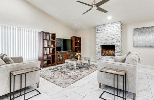 Dobson Ranch House | Mesa Oasis with Diving Pool By Spring Training, Dtwn