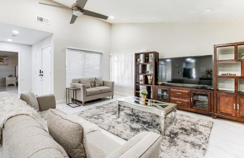 Dobson Ranch House | Mesa Oasis with Diving Pool By Spring Training, Dtwn