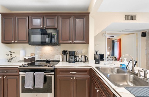 North Center Revitalization Association Condo | Mesa Trails