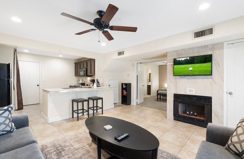 North Center Revitalization Association Condo | Mesa Trails