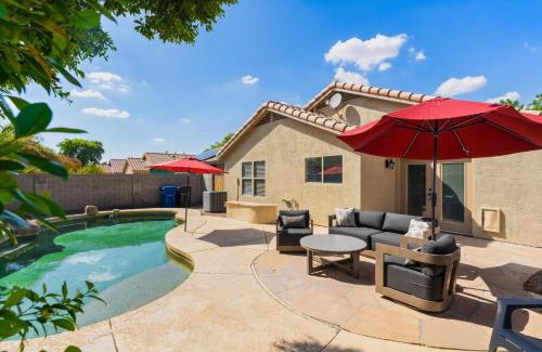 East Mesa House | Mesa Oasis Private Pool Fire Pit Sleeps 6