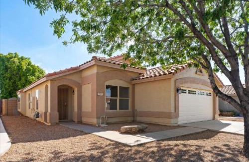 East Mesa House | Mesa Oasis Private Pool Fire Pit Sleeps 6