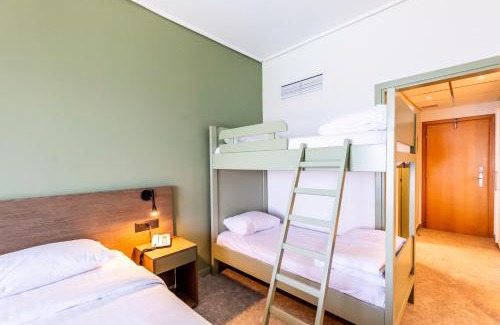 Paralia Vergas Hotel | Messinian Bay