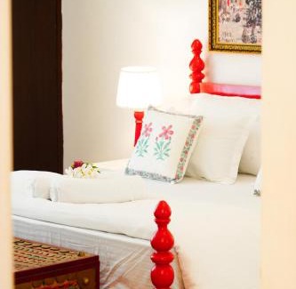 Malviya Nagar Apartment | Met Luxe Galleria