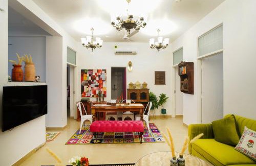 Malviya Nagar Apartment | Met Luxe Galleria