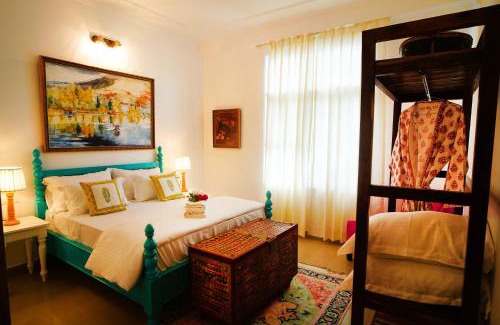 Malviya Nagar Apartment | Met Luxe Galleria