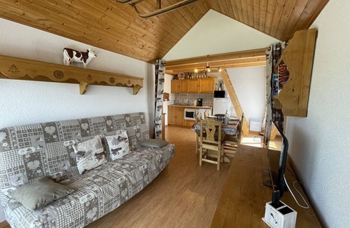 Metabief Apartment | METABIEF - NEIGHBORHOOD BEAUSOLEIL - les Sorbiers - Apartment 6 people