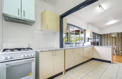 Parramatta Condo | Metawise Cozy & Modern Bedroom in Shared Living Space with Free Parking