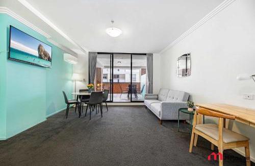 Darling Harbour Apartment | MetaWiseBnB Studio Dixon Next to ICC & Darling Harbour 26