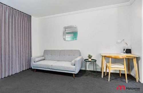 Darling Harbour Apartment | MetaWiseBnB Studio Dixon Next to ICC & Darling Harbour 26