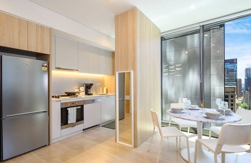 Sydney Central Business District Apartment | MetaWiseBnB | Sydney CBD | Luxury Cozy 2BED Apartment On York