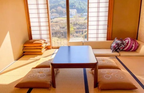 Fujiyoshida House | MeTeL ] You can see the magnificent Fuji from the window. Renovated first-class rental accommodations