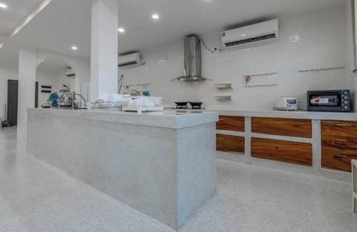 South Pattaya Villa | [Meteor Garden Villa] 6 bedrooms, 8 beds, 100 meters from Jomtien Beach