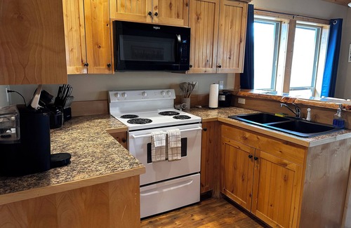 Winthrop Cabin | Methow River Lodge & Cabins