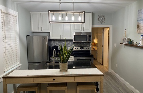 Ventnor City Apartment | Meticulously clean and very cozy just blocks to the beach!