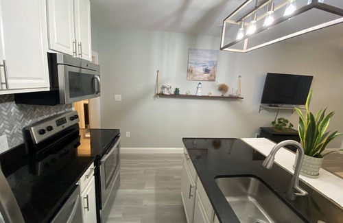 Ventnor City Apartment | Meticulously clean and very cozy just blocks to the beach!