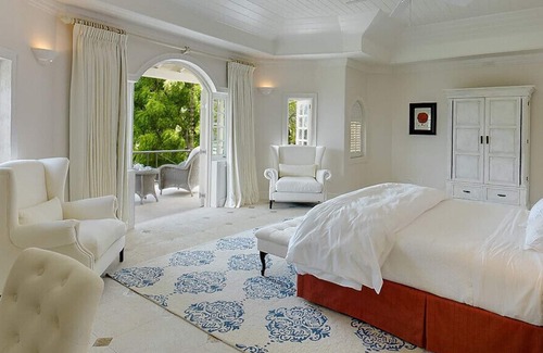 Deanes Villa | Meticulously Designed 7-Bedroom Property
