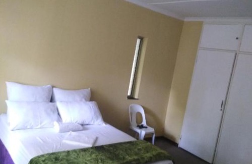 Groblersdal House | Metinat Guest House