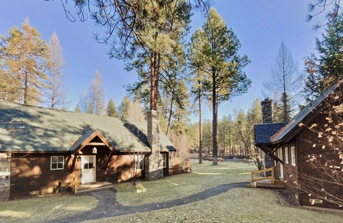 Camp Sherman Cabin | Metolius River Resort Cabin 11 - Luxurious cabin on the Metolius River w/