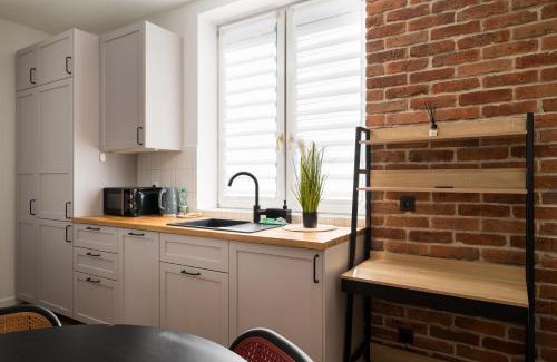 Srodmiescie Połnocne Apartment | Metro Świętokrzyska Loft Apartment
