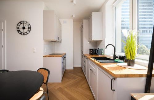 Srodmiescie Połnocne Apartment | Metro Świętokrzyska Loft Apartment