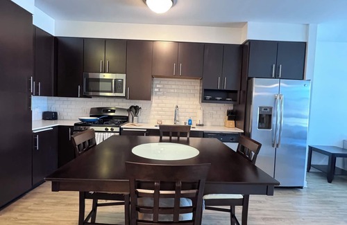 Mission Valley Apartment | Metro Mission Valley: Comfortable 1-Bedroom Escape in San Diego with WiFi & AC