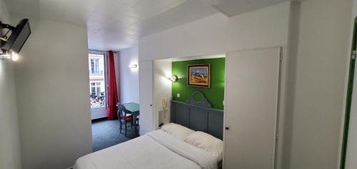 Saint-Vincent-de-Paul Hotel | Metropol