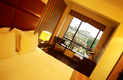Ballygunge Hotel | Metropole
