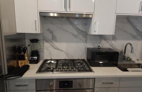 Downtown Vancouver Apartment | metropolitan 2-Bedroom Townhouse Oak st