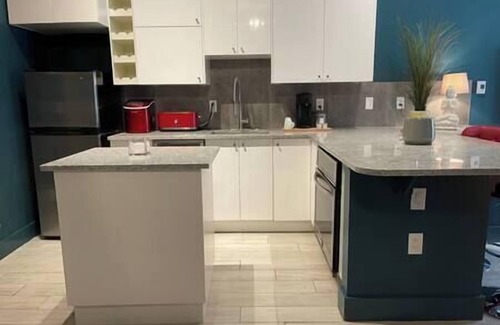 Red Deer Apartment | Metropolitan Loft 202