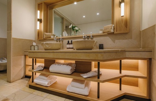 Sarria-Sant Gervasi Hotel | METT Barcelona GL – A Leading Hotel of the World