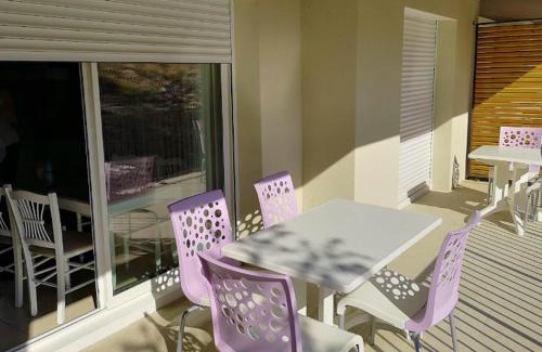 Remoulins Apartment | Meublé pont du Gard 4 personnes