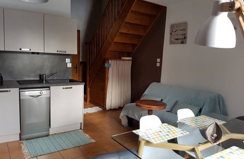 Gap House | Meublé N°1 - La Mansarde-Duplex-Ensuite with Shower-Apartment-Garden view