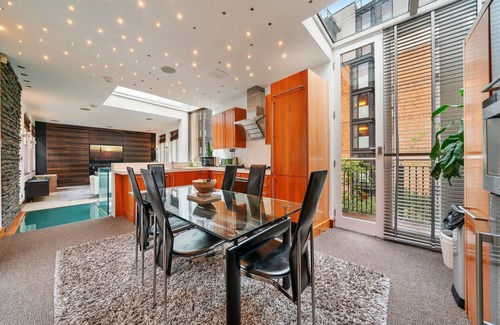 Knightsbridge Apartment | Mews House in Knightsbridge near Hyde Park