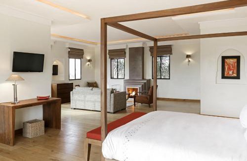 Oulad Hassoune Villa | Mexance Villa with large hosting capacity, private heated pool, Fitness and SPA