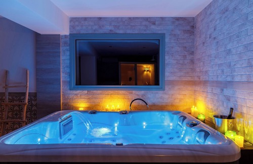 Dio-Olympos Hotel | Meydani Suites