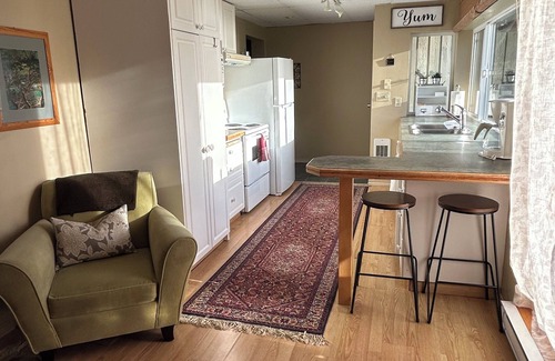 Halfmoon Bay Apartment | Mezzaluna Garden Suite