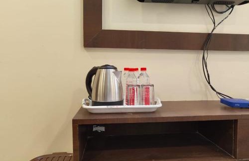 Mylapore Tiruvallikk Hotel | MG Park