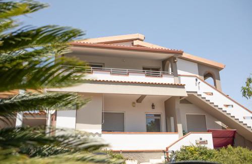 Sestu House | Mhometredici Guest House