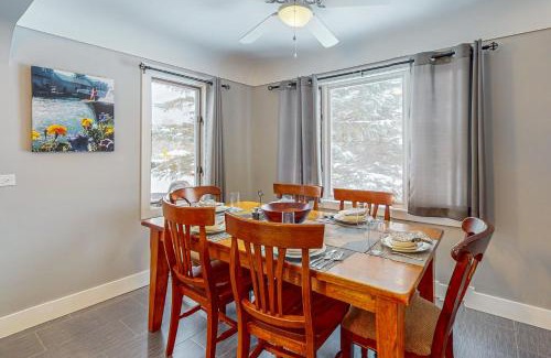 Lake Leelanau House | MI Blue Mallard