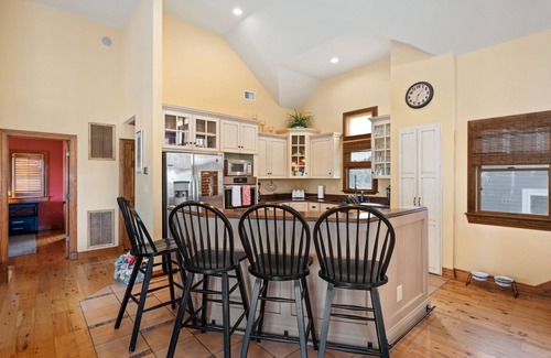 Nags Head House | Mi Casa, Su Casa: Dog Friendly& Enclosed Yard, Oceanside, Private Pool, Hot Tub